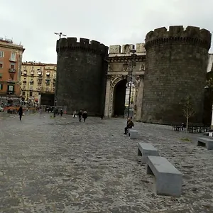 Appartement La Dimora Aragonese, Naples